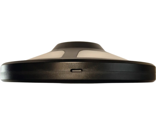 Nahaufnahme eines LED-Leuchtmittels mit USB-Anschluss