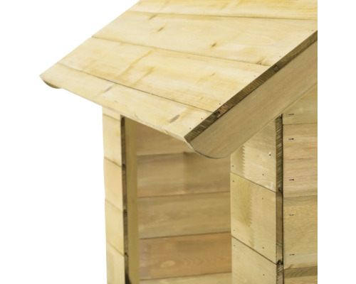 Detailansicht eines Holzhauses mit Dach