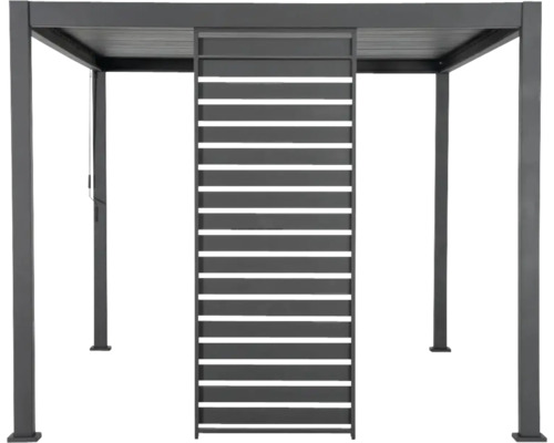 Freistehende Terrassenüberdachung mit Lamellendach und Seitenwand