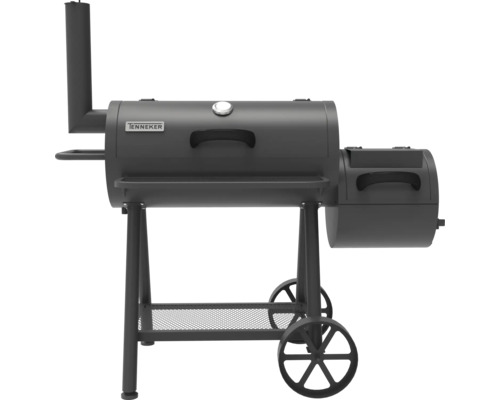 Logo Tenneker sur un barbecue à charbon de bois avec fumoir