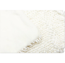 Weicher Badteppich mit Fransen