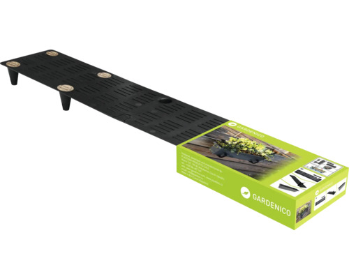 Schwarzer Blumenkastenständer mit Produktverpackung