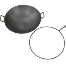 Foyer avec anneau en acier