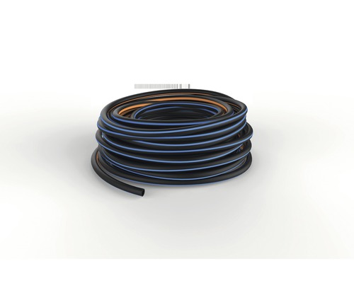 Tuyau d''arrosage enroulé