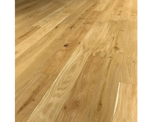 Planches de plancher de maison de campagne en bois posées