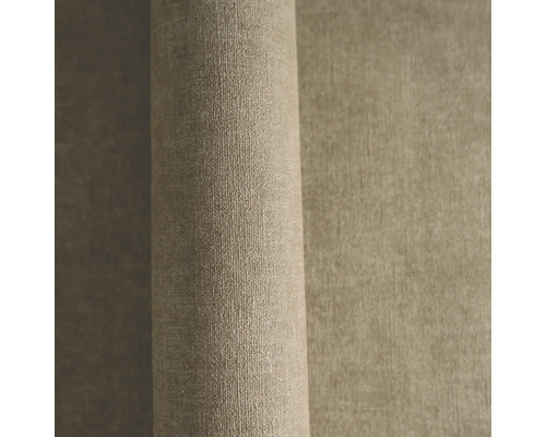 Gros plan d''un rouleau de tissu d''ameublement