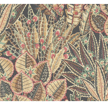 Detailaufnahme eines Textilmusters mit floralen und blattartigen Motiven