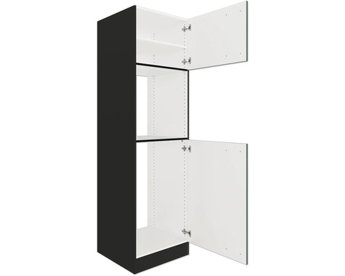 Meuble de cuisine avec portes ouvertes.