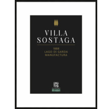 Schwarzer Bilderrahmen mit Villa Sostaga Aufdruck