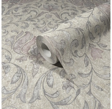 Rouleau de papier peint à motifs floraux