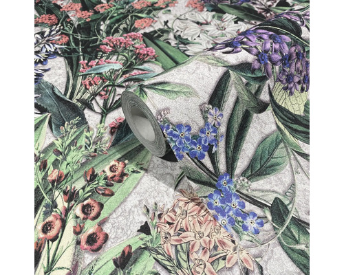 Un rouleau de papier peint à motifs floraux.