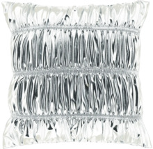Silbernes Kissen mit gerafftem Design