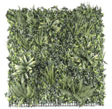 Tapis mural vert artificiel avec différents types de plantes pour la décoration