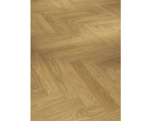 Verlegtes Fischgrätparkett aus Holz