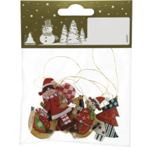 Verpackung mit verschiedenen Weihnachtsbaumschmuckanhängern aus Holz