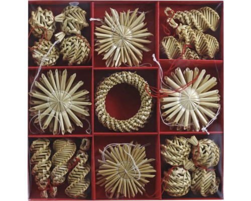 Set mit Strohsternen und Strohschmuck in einer roten Schachtel