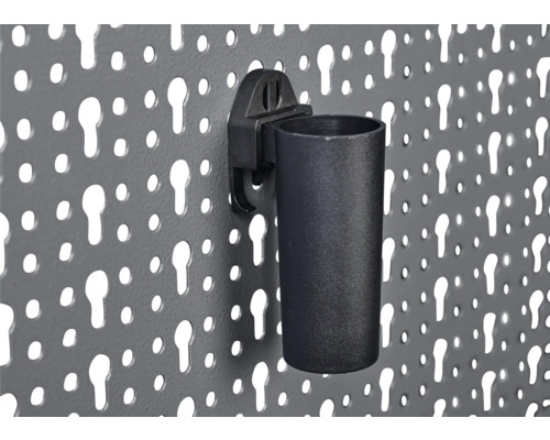 Support d''outil sur un panneau perforé pour le rangement des outils