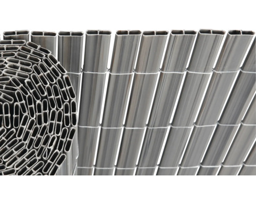 Rollzaun aus Kunststoffprofilen