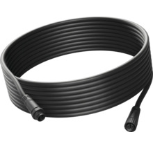 Schwarzes Kabel mit Anschlüssen