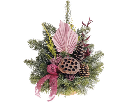 Arrangement avec des branches de sapin, des pommes de pin, des fruits de lotus et un nœud