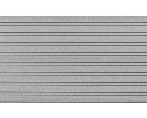 Revêtement de façade gris avec structure rainurée horizontale