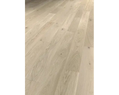 Plancher en bois clair avec grain