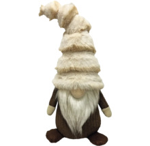 Dekorativer Zwerg mit Fellmütze und Bart