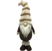 Dekorativer Zwerg mit Bart und Mütze als saisonale Dekoration