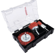 Ensemble de brosses abrasives dans une boîte à outils