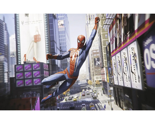 Spider-Man se balance à travers la ville