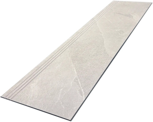 Marche d''escalier en grès cérame avec surface rainurée