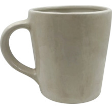 Tasse en céramique avec anse
