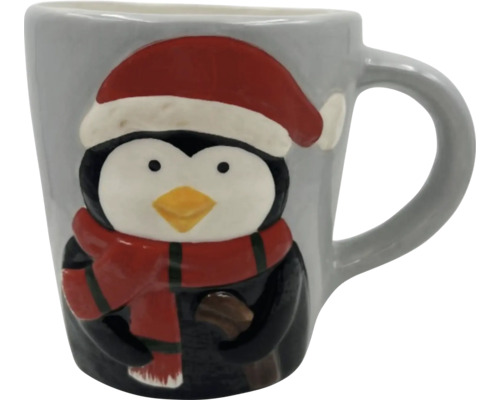 Tasse grise avec pingouin, bonnet et écharpe