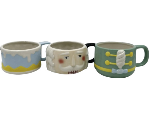 Trois tasses décoratives en céramique avec des designs différents.