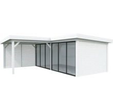 Pavillon de jardin en bois blanc avec portes coulissantes en verre et paroi à lamelles.