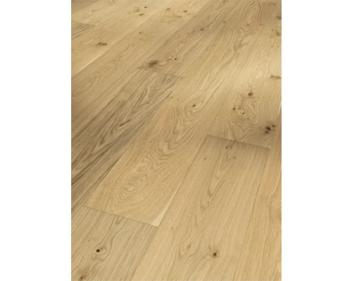 Gros plan sur un parquet en chêne