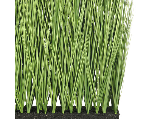 Künstliches Gras im Topf als Dekoration