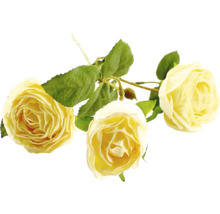 Roses artificielles jaunes avec des feuilles vertes
