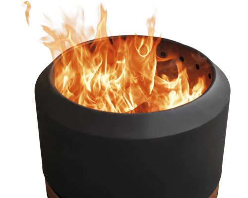 Feuerstelle mit Flammen