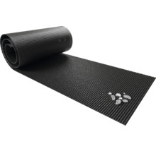 Schwarze Riffelmatte aus Gummi mit Wasserperlen