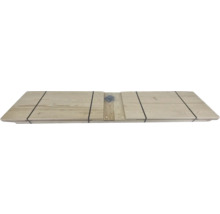 Holzplatte mit Schrauben und Umreifungsband