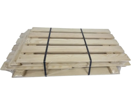 Pile de palettes en bois avec bande de cerclage