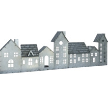 Dekorative Häuserzeile aus Metall mit Fensteröffnungen.