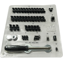 Befestigungsmaterialien in sortierter Verpackung.