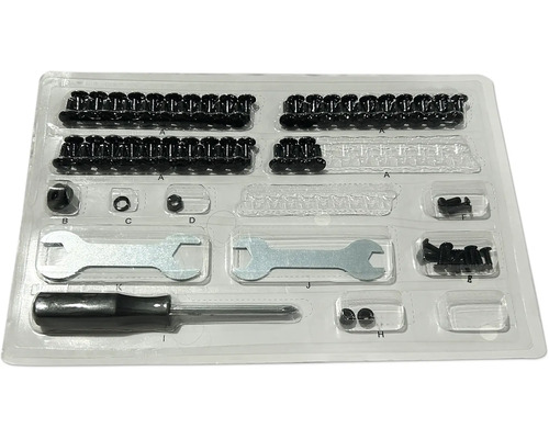 Sortiment mit Schrauben, Muttern, Schraubenschlüsseln und Schraubendreher in einer Kunststoffverpackung