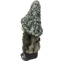 Nain de jardin en pierre avec chapeau de feuilles