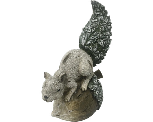 Figurine décorative écureuil sur noix pour le jardin