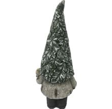 Nain de jardin avec chapeau de feuilles