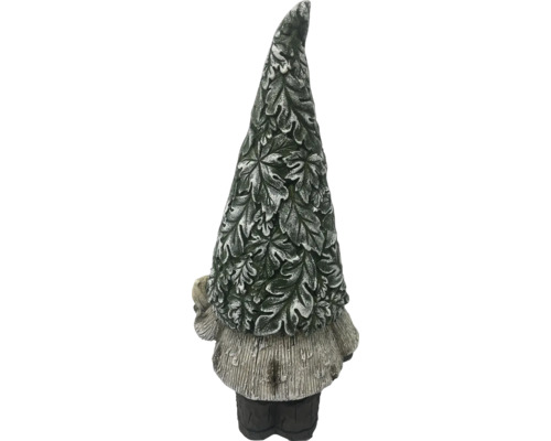Nain de jardin avec chapeau de feuilles