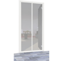 Fliegengittertür im Türrahmen